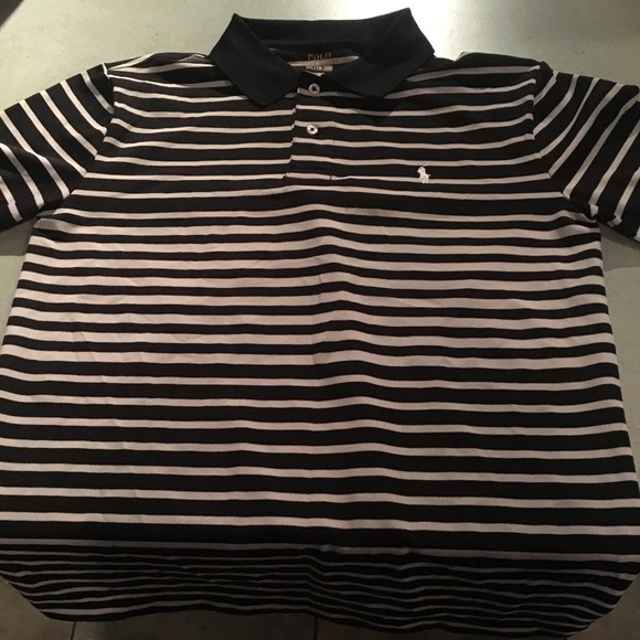 Polo Button Down T-shirt - Picture 1 of 8